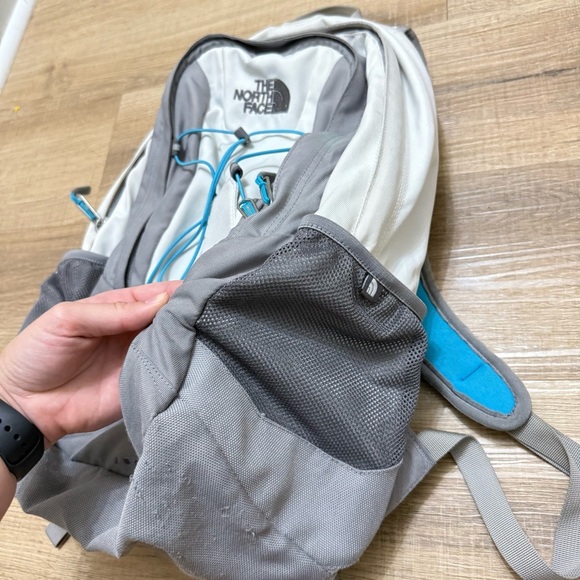 The North Face Jester Backpack Grey Blue Hiking College - Picture 4 of 10